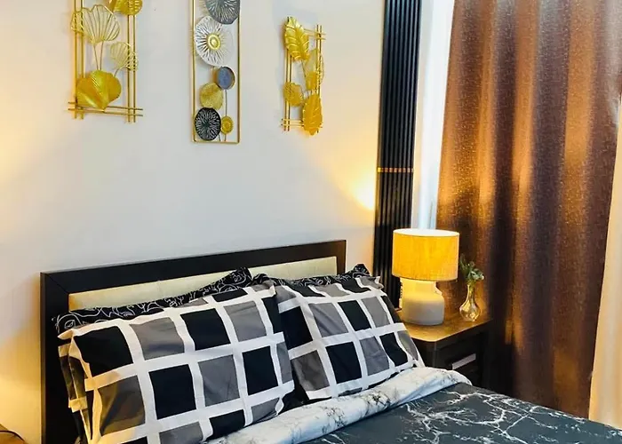 Vacation West Service * Manila